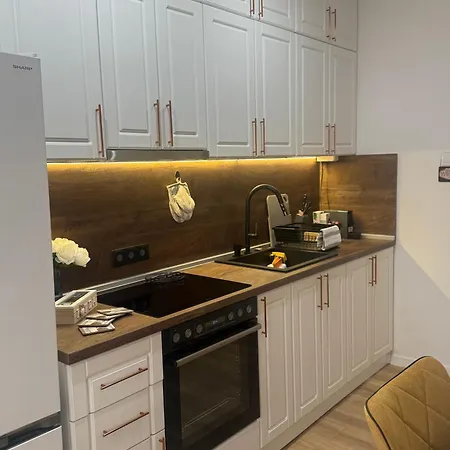 Luxury In The Heart Of דירה