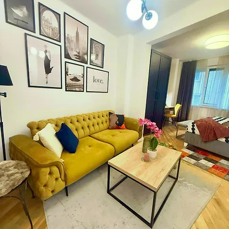 Апартамент Luxury In The Heart Of